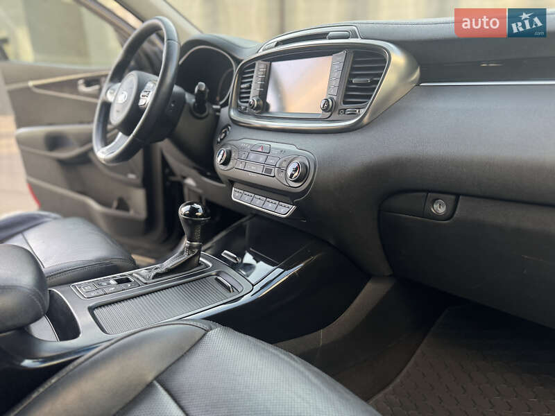 Внедорожник / Кроссовер Kia Sorento 2015 в Ивано-Франковске фото 44 Внедорожник / Кроссовер Kia Sorento 2015 в Ивано-Франковске
