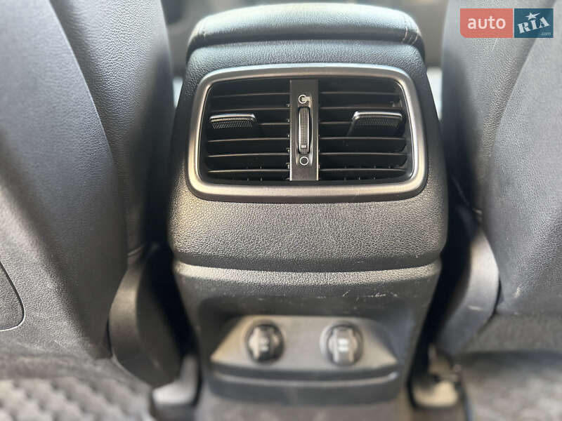 Внедорожник / Кроссовер Kia Sorento 2015 в Ивано-Франковске фото 53 Внедорожник / Кроссовер Kia Sorento 2015 в Ивано-Франковске