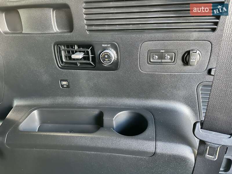 Внедорожник / Кроссовер Kia Sorento 2021 в Киеве фото 18 Внедорожник / Кроссовер Kia Sorento 2021 в Киеве