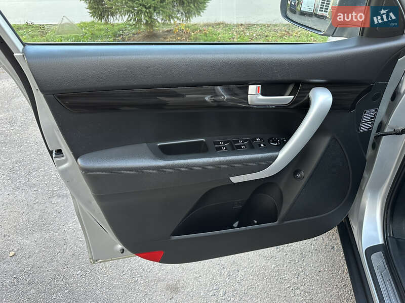 Позашляховик / Кросовер Kia Sorento 2011 в Рівному фото 10 Позашляховик / Кросовер Kia Sorento 2011 в Рівному