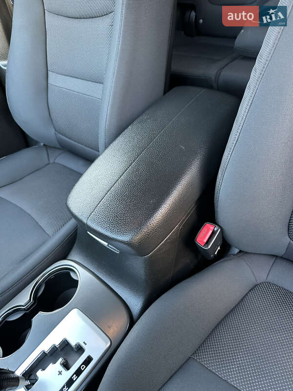 Позашляховик / Кросовер Kia Sorento 2011 в Рівному фото 21 Позашляховик / Кросовер Kia Sorento 2011 в Рівному
