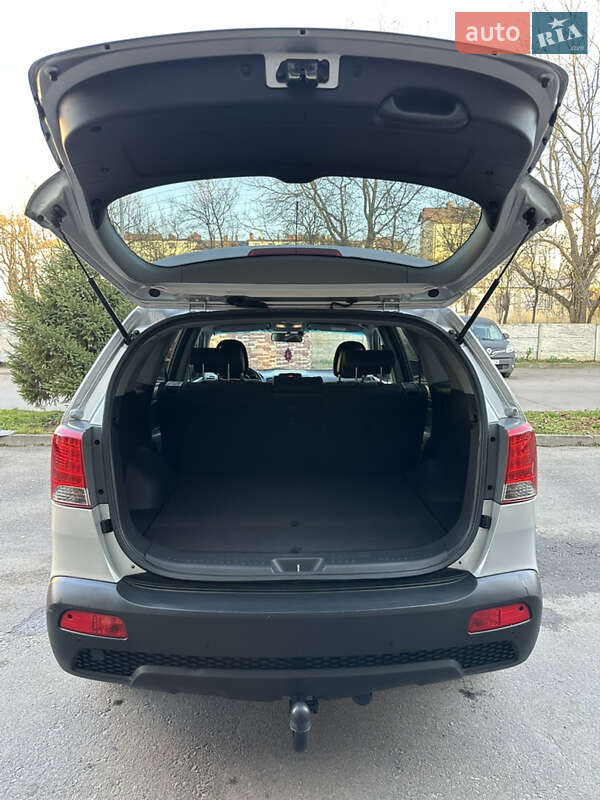 Позашляховик / Кросовер Kia Sorento 2011 в Рівному фото 34 Позашляховик / Кросовер Kia Sorento 2011 в Рівному