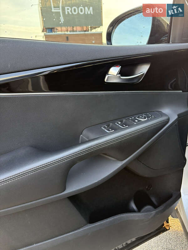 Внедорожник / Кроссовер Kia Sorento 2018 в Киеве