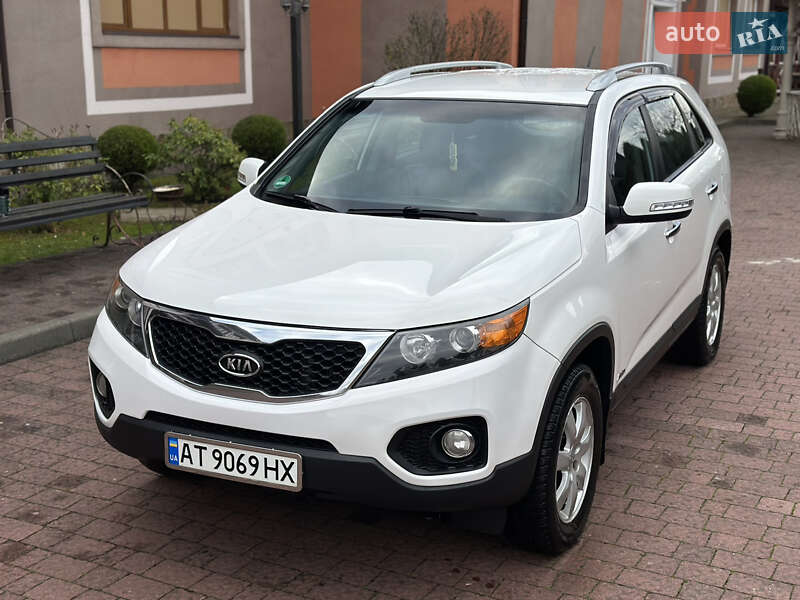 Внедорожник / Кроссовер Kia Sorento 2009 в Стрые