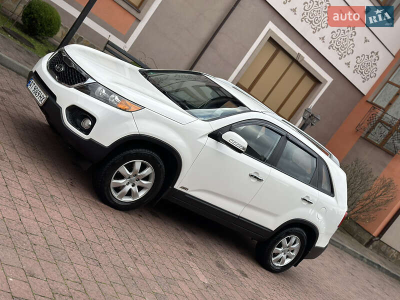 Внедорожник / Кроссовер Kia Sorento 2009 в Стрые