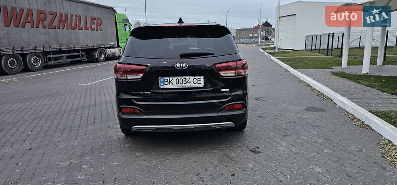 Внедорожник / Кроссовер Kia Sorento 2015 в Ровно фото 10 Внедорожник / Кроссовер Kia Sorento 2015 в Ровно