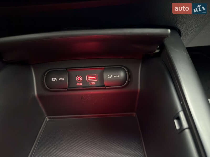 Внедорожник / Кроссовер Kia Sorento 2015 в Радивилове фото 64 Внедорожник / Кроссовер Kia Sorento 2015 в Радивилове