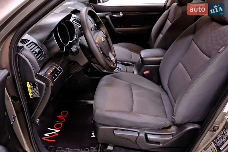 Внедорожник / Кроссовер Kia Sorento 2012 в Одессе фото 29 Внедорожник / Кроссовер Kia Sorento 2012 в Одессе