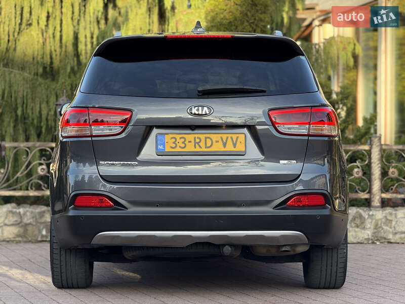 Позашляховик / Кросовер Kia Sorento 2016 в Стрию