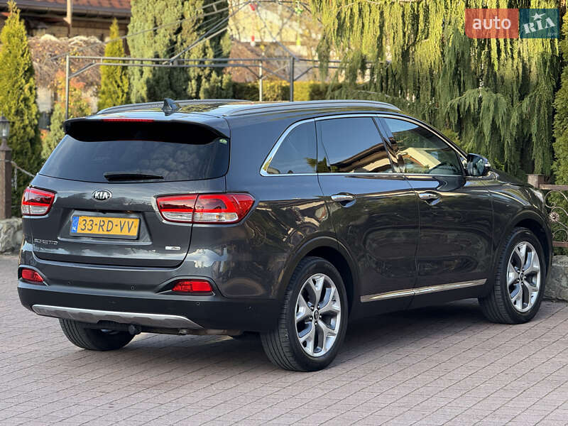 Позашляховик / Кросовер Kia Sorento 2016 в Стрию