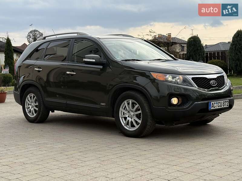 Внедорожник / Кроссовер Kia Sorento 2010 в Стрые