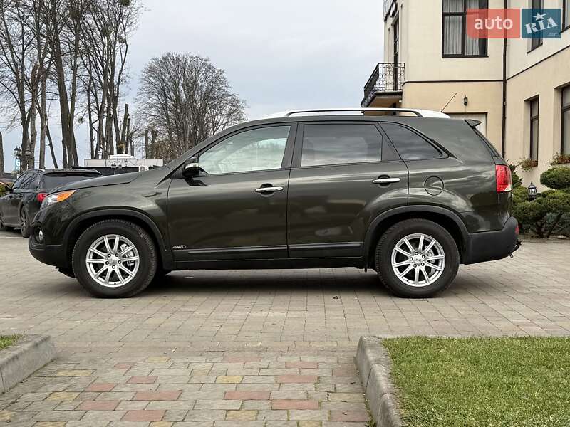 Внедорожник / Кроссовер Kia Sorento 2010 в Стрые