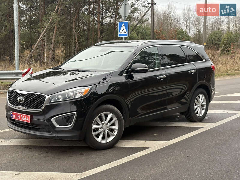 Позашляховик / Кросовер Kia Sorento 2016 в Володимирі