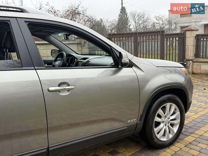 Позашляховик / Кросовер Kia Sorento 2010 в Коломиї