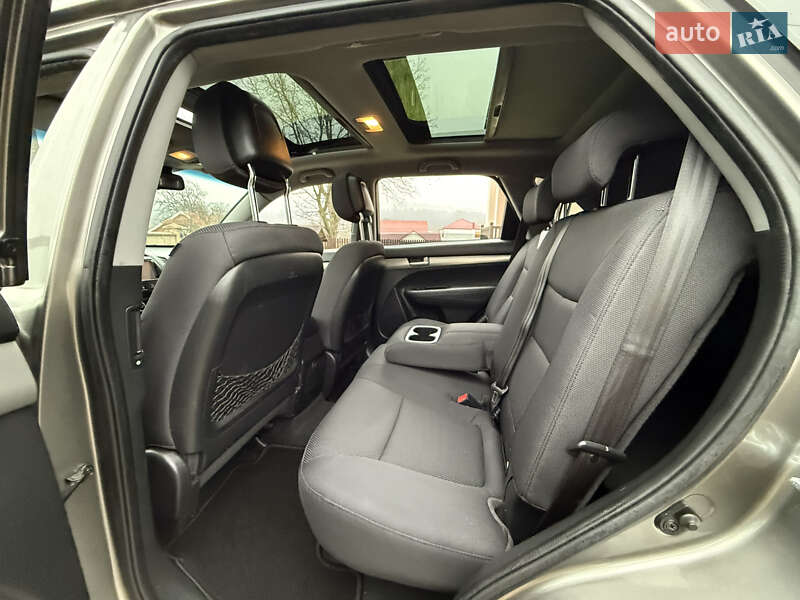 Позашляховик / Кросовер Kia Sorento 2010 в Коломиї