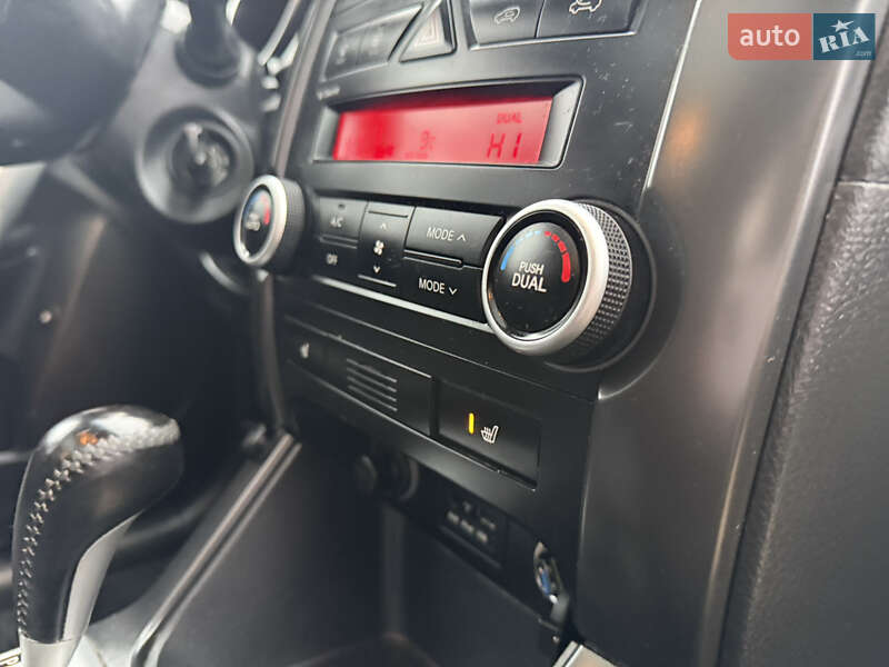 Позашляховик / Кросовер Kia Sorento 2010 в Коломиї