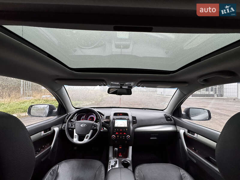 Позашляховик / Кросовер Kia Sorento 2012 в Радивиліві