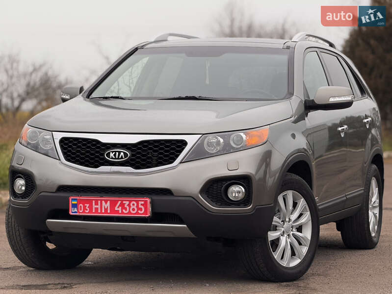 Позашляховик / Кросовер Kia Sorento 2012 в Радивиліві