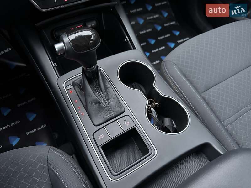 Позашляховик / Кросовер Kia Sorento 2017 в Рівному фото 24 Позашляховик / Кросовер Kia Sorento 2017 в Рівному