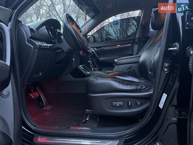 Внедорожник / Кроссовер Kia Sorento 2012 в Николаеве