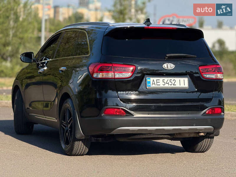 Внедорожник / Кроссовер Kia Sorento 2015 в Кривом Роге