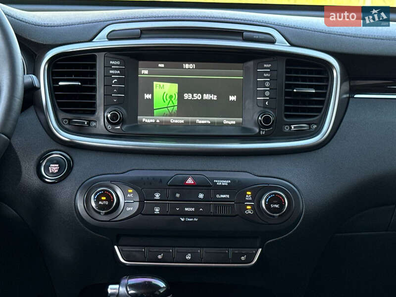 Внедорожник / Кроссовер Kia Sorento 2015 в Кривом Роге