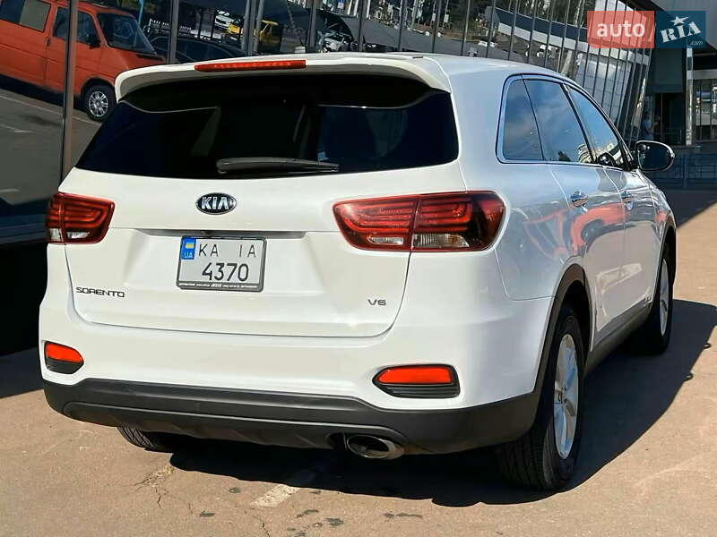 Внедорожник / Кроссовер Kia Sorento 2019 в Киеве