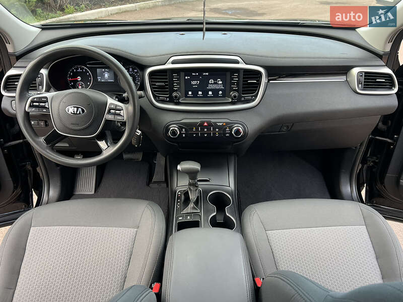 Позашляховик / Кросовер Kia Sorento 2018 в Житомирі