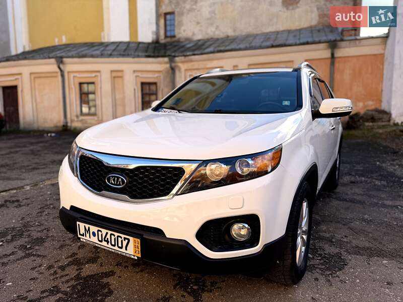 Внедорожник / Кроссовер Kia Sorento 2010 в Кременце