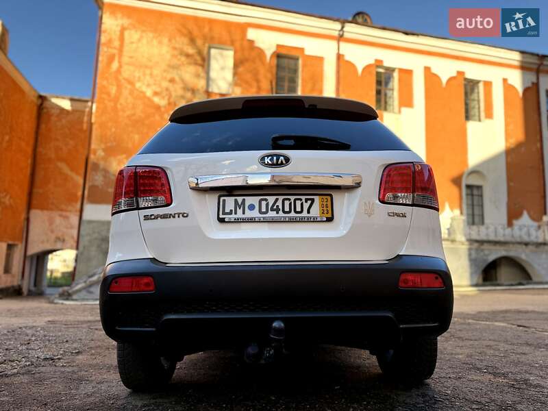 Внедорожник / Кроссовер Kia Sorento 2010 в Кременце