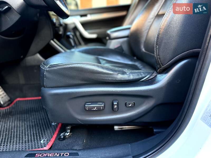 Внедорожник / Кроссовер Kia Sorento 2010 в Кременце