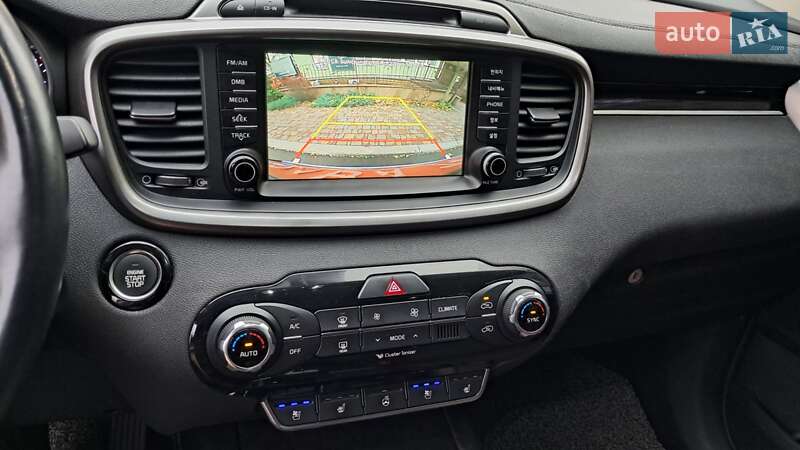 Внедорожник / Кроссовер Kia Sorento 2015 в Киеве