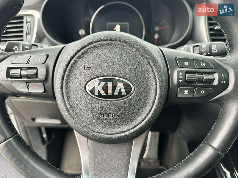 Внедорожник / Кроссовер Kia Sorento 2016 в Дубно