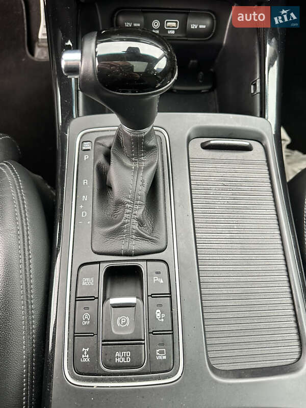 Внедорожник / Кроссовер Kia Sorento 2016 в Дубно