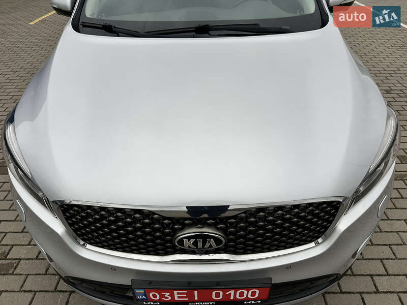 Внедорожник / Кроссовер Kia Sorento 2016 в Дубно