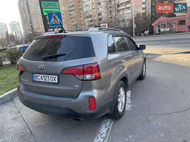 Внедорожник / Кроссовер Kia Sorento 2013 в Киеве фото 4 Внедорожник / Кроссовер Kia Sorento 2013 в Киеве