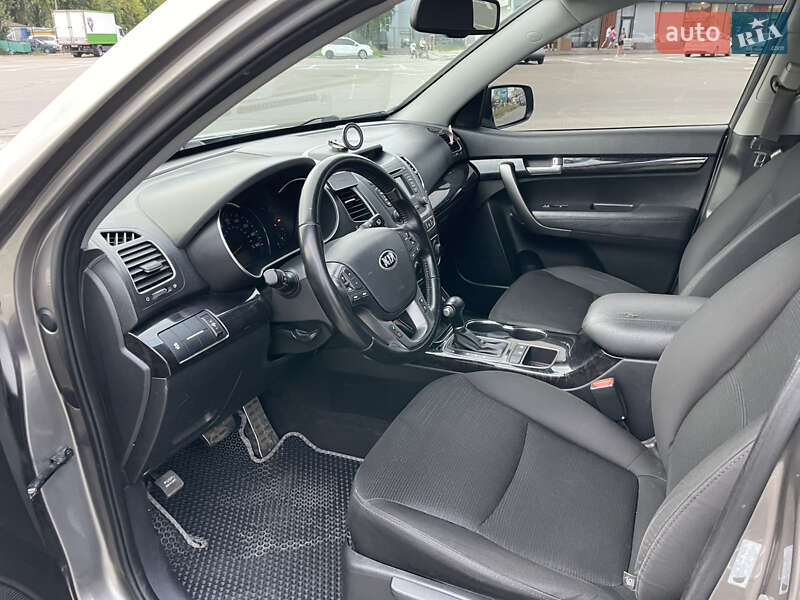 Внедорожник / Кроссовер Kia Sorento 2013 в Киеве фото 12 Внедорожник / Кроссовер Kia Sorento 2013 в Киеве