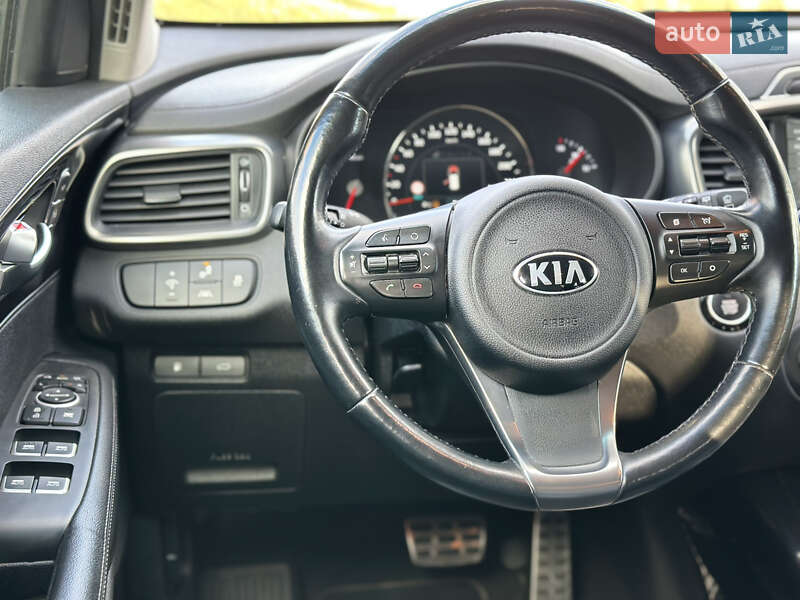 Внедорожник / Кроссовер Kia Sorento 2016 в Самборе фото 47 Внедорожник / Кроссовер Kia Sorento 2016 в Самборе