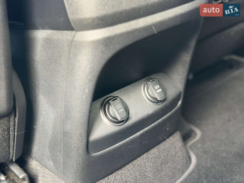 Внедорожник / Кроссовер Kia Sorento 2016 в Самборе фото 78 Внедорожник / Кроссовер Kia Sorento 2016 в Самборе