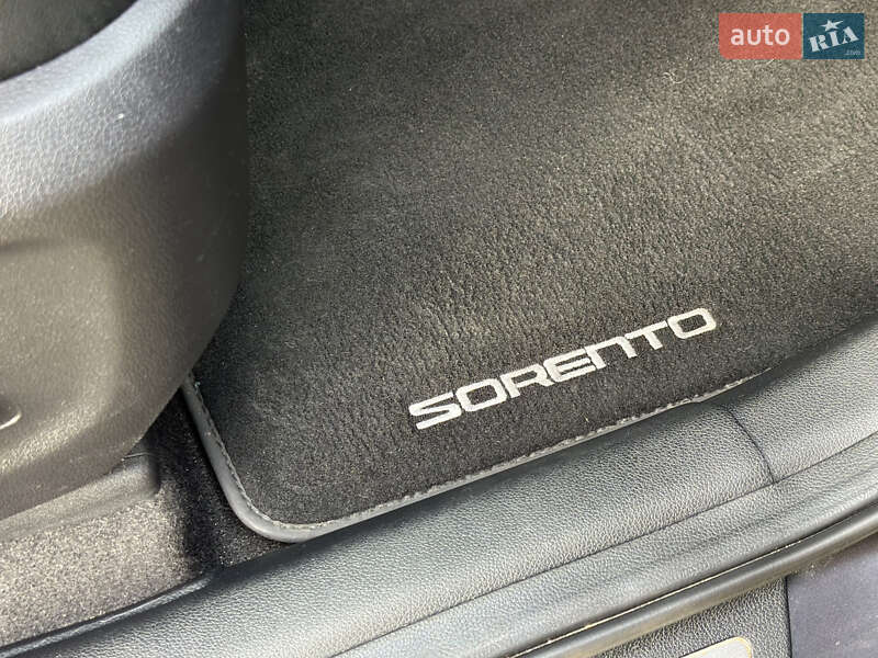Внедорожник / Кроссовер Kia Sorento 2016 в Самборе фото 91 Внедорожник / Кроссовер Kia Sorento 2016 в Самборе