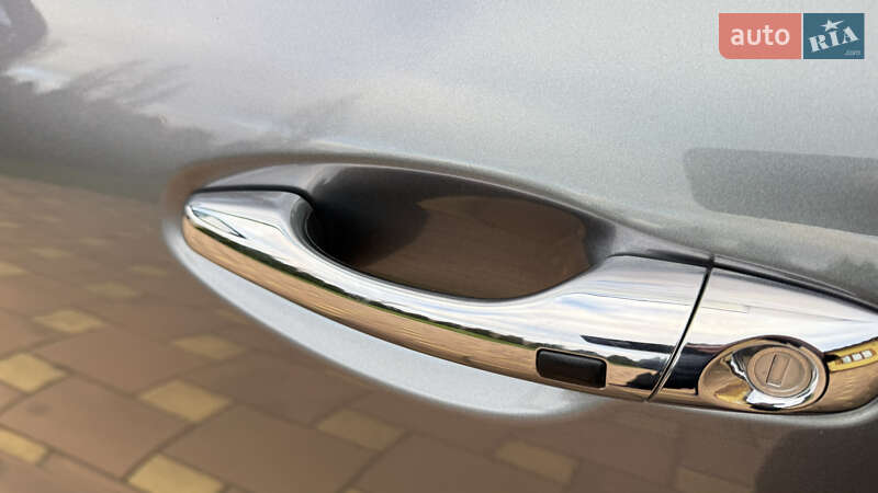 Внедорожник / Кроссовер Kia Sorento 2015 в Черновцах