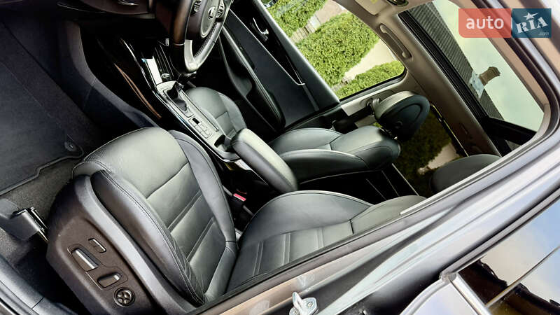 Внедорожник / Кроссовер Kia Sorento 2015 в Черновцах