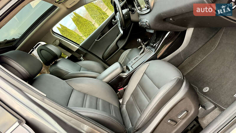 Внедорожник / Кроссовер Kia Sorento 2015 в Черновцах