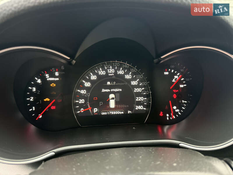 Внедорожник / Кроссовер Kia Sorento 2012 в Львове