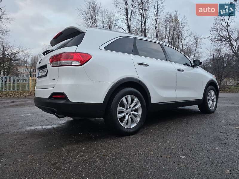 Внедорожник / Кроссовер Kia Sorento 2017 в Черкассах