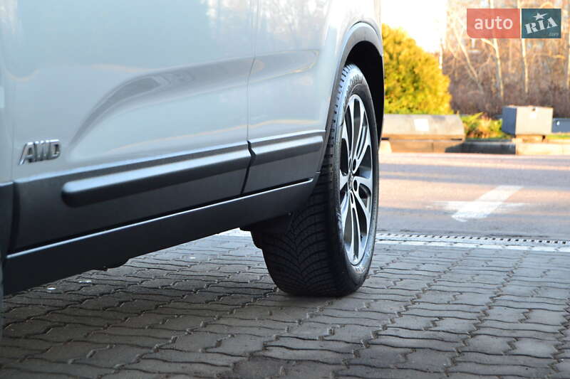 Внедорожник / Кроссовер Kia Sorento 2013 в Дрогобыче