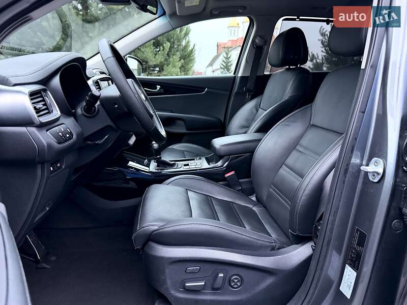 Внедорожник / Кроссовер Kia Sorento 2016 в Ковеле