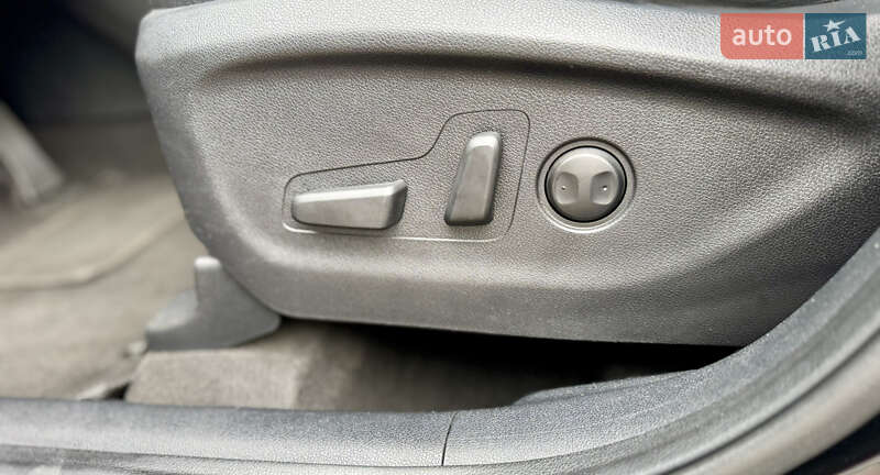 Внедорожник / Кроссовер Kia Sorento 2017 в Киеве фото 34 Внедорожник / Кроссовер Kia Sorento 2017 в Киеве