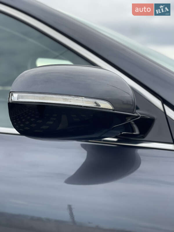 Внедорожник / Кроссовер Kia Sorento 2017 в Стрые