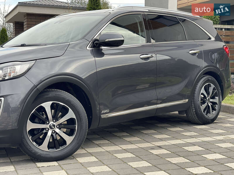 Внедорожник / Кроссовер Kia Sorento 2017 в Стрые